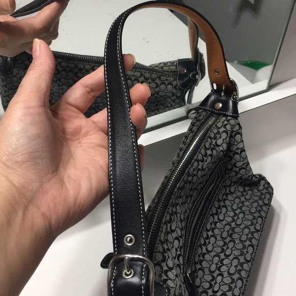 Coach - Picture 5 of 13